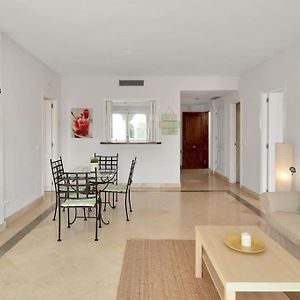 Apartamento En Complejo Con Piscina Climatizada - El Presidente 234